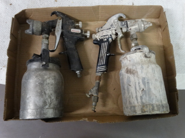 lot 1647 image: Lot of 2 Bottom Feed Paint Guns
