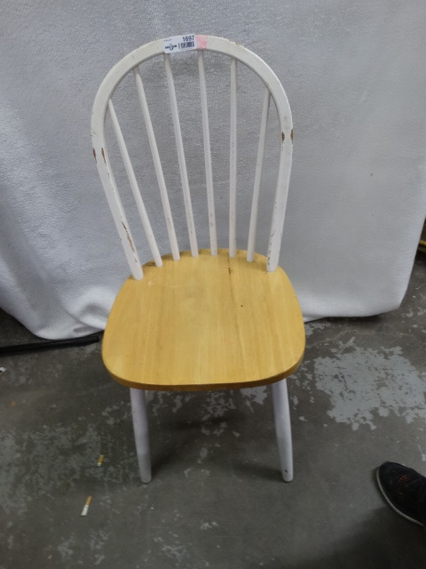 lot 1697 image: Wooden Chair