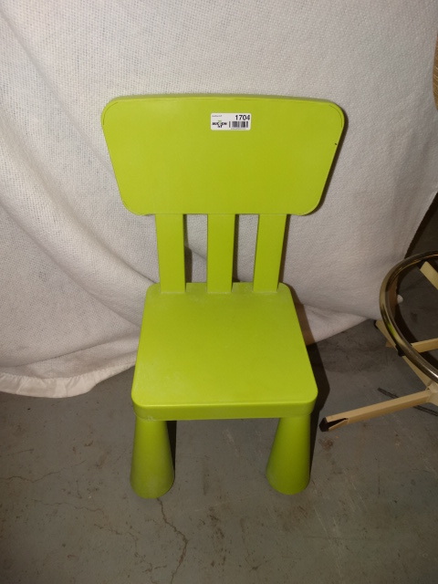 lot 1704 image: Small Green Childrens Chair
