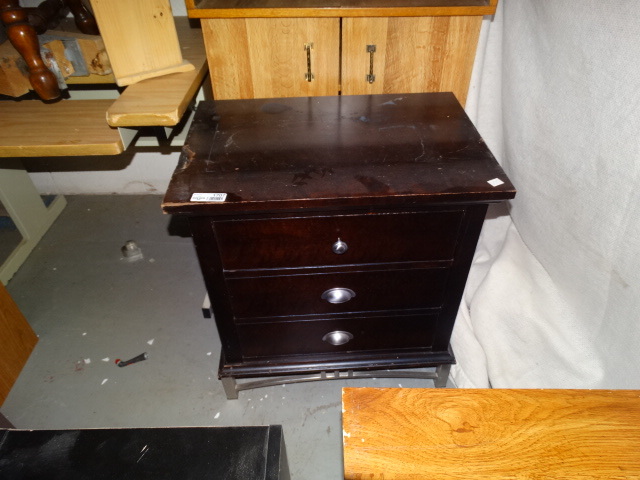 lot 1707 image: Small Table w 3 Drawers