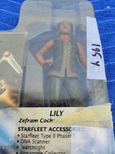 lot 211 image: Star Trek First Contact Lily Zefram Cochrane Action Figure - Retail $15