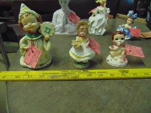 lot 4686 image: 3 Josef Original Figurines