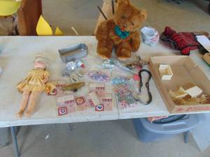 lot 4753 image: Beads - Childrens Doll house furniture - Metal Cowboy and More