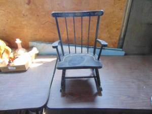 lot 4757 image: Childrens Wooden Rocker