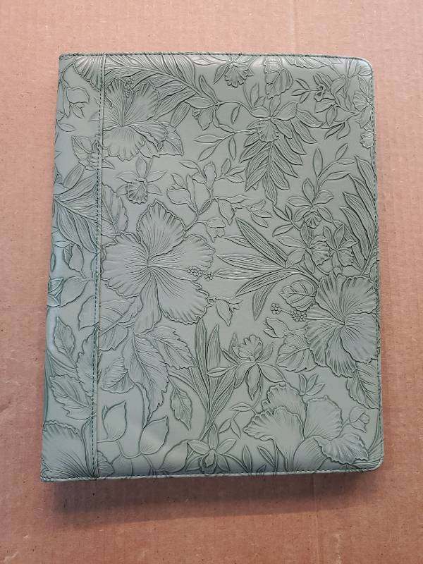 lot 27732 image: Embossed Floral Leather Organizer  - Retail $15