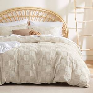 lot 63799 image: Boho Kids Duvet Cover Queen Size��Duvet InsertComforter not Included - Checkered Duvet Cover Queenfor All Seasons,Soft Distressed Vintage Boho Bedding (Beige, 90 x 90) - Retail $58