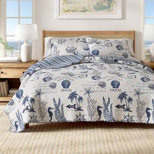 lot 63817 image: Full  Queen Coastal Quilt Bedding Set, Summer Coastal Quilt with Shams, Beach 3-Piece Reversible All Season Bedspread Quilt Set. Lightweight Nautical Quilted Coverlet. Catalina Collection, Navy. - Retail $55