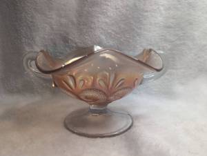 lot 2512 image: Iridescent Glass Dugan Marigold Carnival Footed Bowl&nbsp