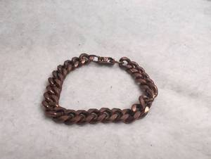 lot 3010 image: Copper Curb Link Bracelet with Lobster Clasp