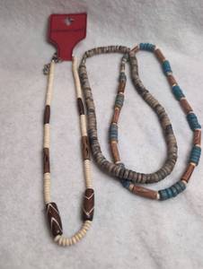 lot 3014 image: Chokers and Beaded Necklace Made in India - 3 ct