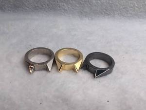 lot 3040 image: Studded Spike Rings Gold Silver Black - 3 ct - new