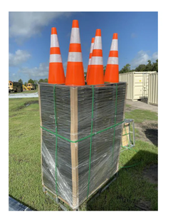 lot 9021 image: Unused Greatbear Safety Cones  Qty250
