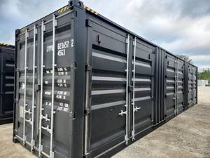 lot 3220 image: One Way Use 40 High Cube Storage Container, APPROX 102 TALL X 96 WIDE X 40 DEEP Suihe LYPU - Retail $0