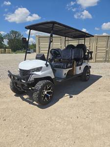 lot 7305 image: Captok OFF-ROAD 6-Seater Electric Golf Cart  60V, Backup Camera, Bluetooth  CK-GC42S  White