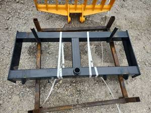 lot 7168 image: Captok Skid Steer Hay Frame Fork  CK-HF47&nbsp
