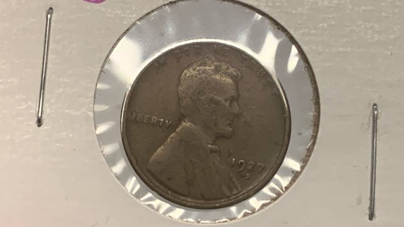 lot 27 image: 1927-S Lincoln Wheat Penny One Cent Coin RC50