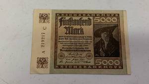 lot 23 image: Reichsbanknote 5000 Mark F�nftausend 1922 German World Currency - bank note RC50