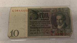 lot 26 image: Reichsbanknote 10 Reichsmark 1924 German World Currency - bank note RC50