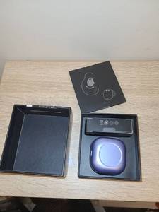 lot 47 image: Samsung Galaxy Buds True Wireless Earbuds Charging Case with Box