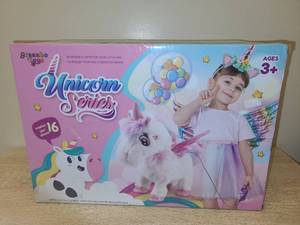 lot 50 image: Greenbo Toys Unicorn Series Mould & Paint Creative Craft Kit Ages 3