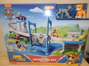 lot 62 image: Nickelodeon Paw Patrol Catpack Adventure Bay Rescue Set