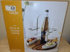 lot 66 image: Hayden Wine & Cheese Caddy 3-Piece