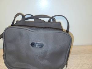 lot 83 image: Carriage Venue Gray Shoulder Bag with Handles