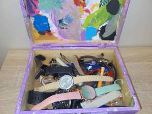 lot 107 image: Lot of Assorted Watches and Accessories in Decorative Box