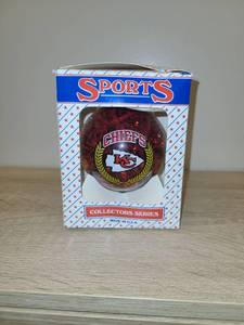 lot 147 image: Sports Collectors Series Kansas City Chiefs Ornament