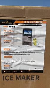 lot 6254 image: LandHonor 70 LBS Commercial Ice Maker Machine LHR-IM18