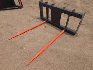lot 6306 image: PABREAK GCC-56 45 Skid Steer Hay Spear