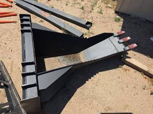 lot 6356 image: PABREAK BT200 45 Skid Steer Bucket