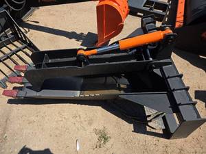 lot 6357 image: PABREAK SBT280 45 Skid Steer Stump Grapple Bucket