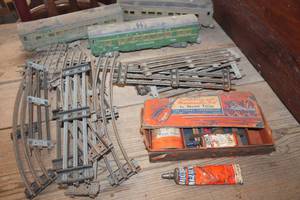 lot 1714 image: Vintage Lionel Train Maintenance Kit and More