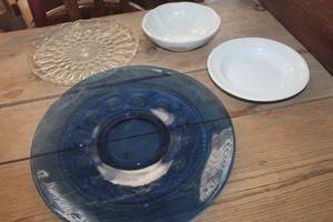 lot 1720 image: Vintage Serving Platter and More