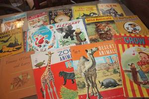 lot 1743 image: Vtg. Little Golden Books and More