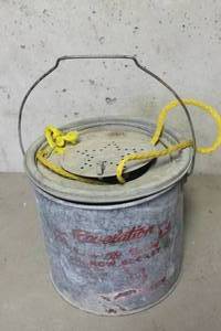 lot 1872 image: Vintage Minnow Bucket