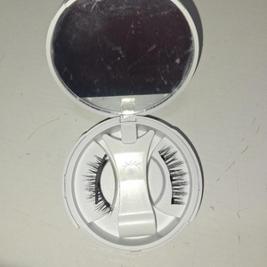 lot 27086 image: Magnetic Eyelashes