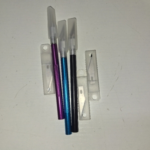 lot 27089 image: 3 LETTER OPENERS MAIL OPENERS with extra blades