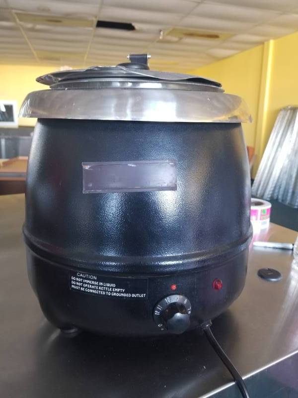 lot 7752 image: Electric Soup Kettle Model AT51588