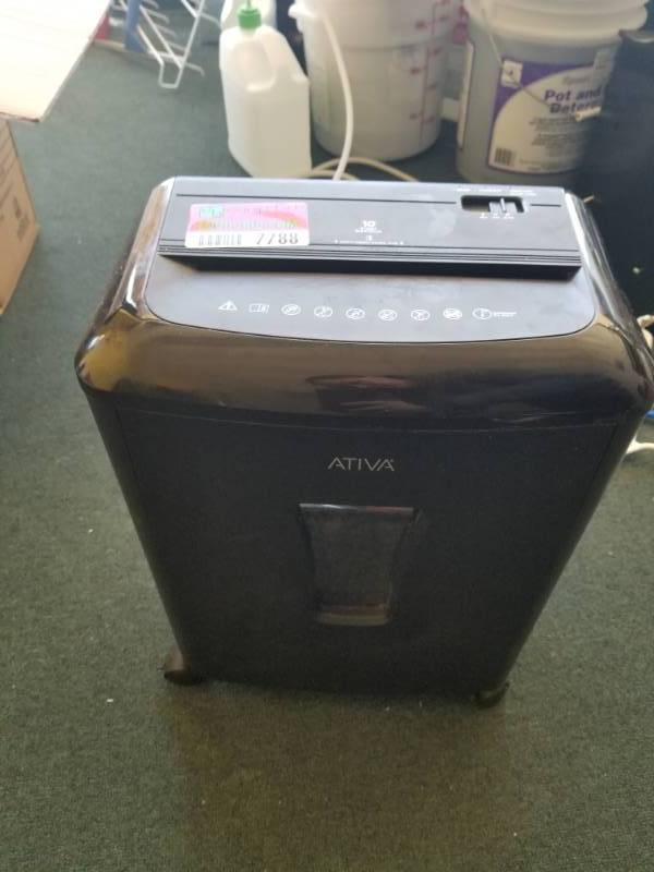 lot 7788 image: Ativa Paper Shredder Model # A10CC17