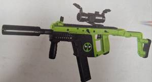lot 19012 image: SUBMACHINE GUN WATER BOMB GUN