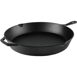 lot 17926 image: Ozark Trail 15 Pre-Seasoned Cast Iron Skillet with Handle
