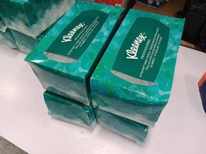 lot 17971 image: 9 in. x 10.50 in. Ultra-Soft Box Towel 1-Ply (70 per Box) FOUR BOXES