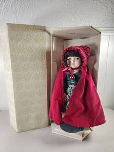 lot 107 image: Franklin Mint Little Red Riding Hood Doll