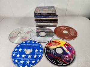lot 119 image: Music CD Lot Holiday Christmas Pop Artists Groban McBride Streisand