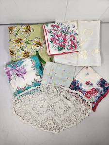 lot 141 image: Lot of Vintage Handkerchiefs Floral Prints Lace Doily