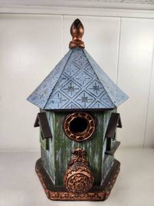 lot 143 image: Decorative Birdhouse with Roof and Finial