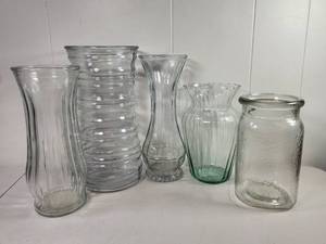 lot 160 image: Lot of 5 Glass Vases and Jars Assorted Sizes