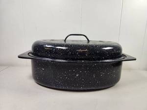 lot 211 image: Speckled Black Enamel Cookware Pot with Lid and Handles USA